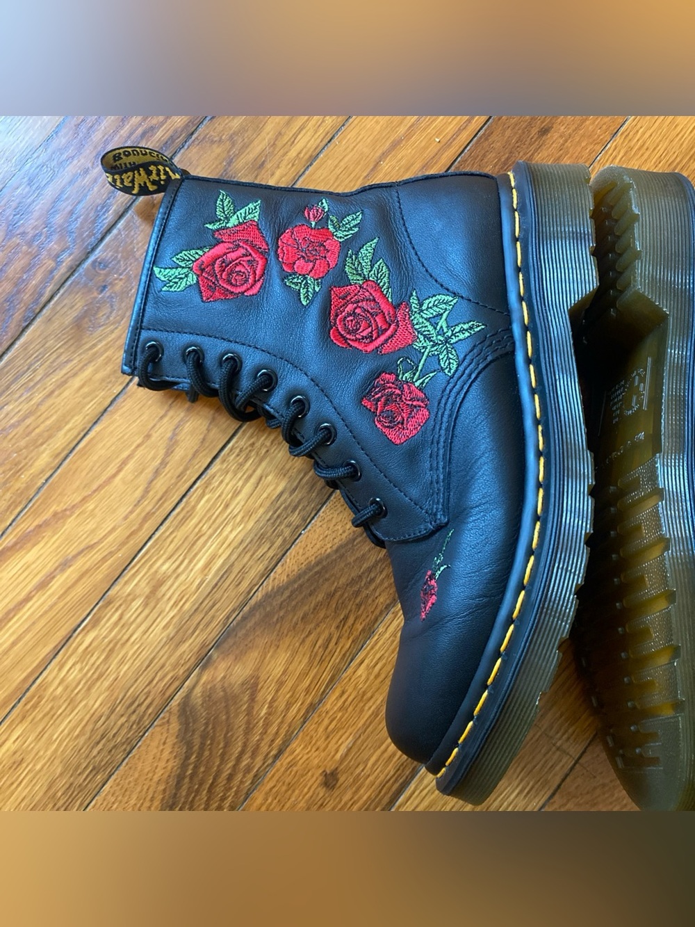 Dr. Martens Embroidered Black Red Rose Floral Vonda Leather Boots Goth Size US 8 - Picture 13 of 16